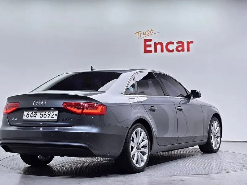 Audi A4 2.0 TDI - САМО 30% АВАНС, снимка 4 - Автомобили и джипове - 56114892