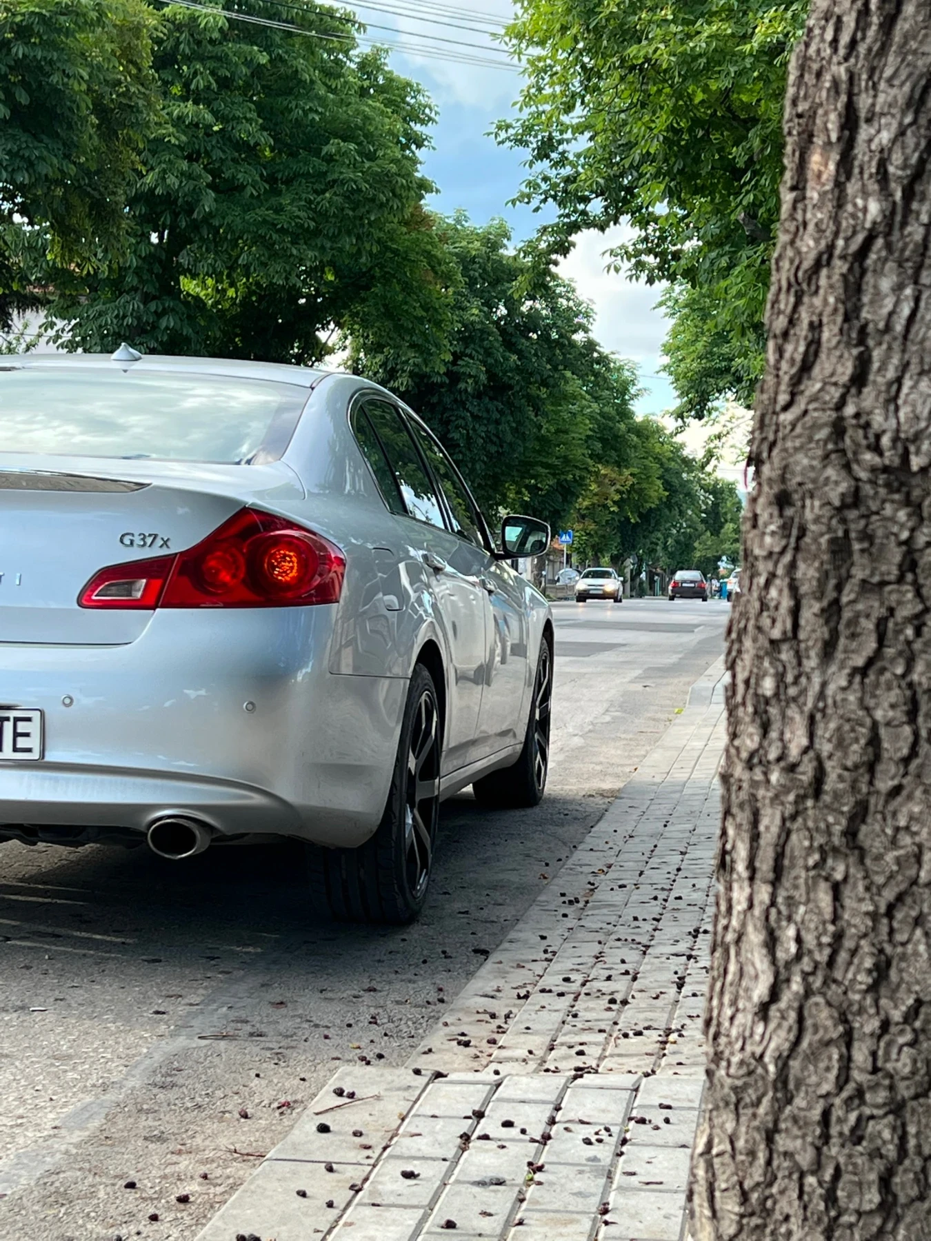 Infiniti G37 X - изображение 5