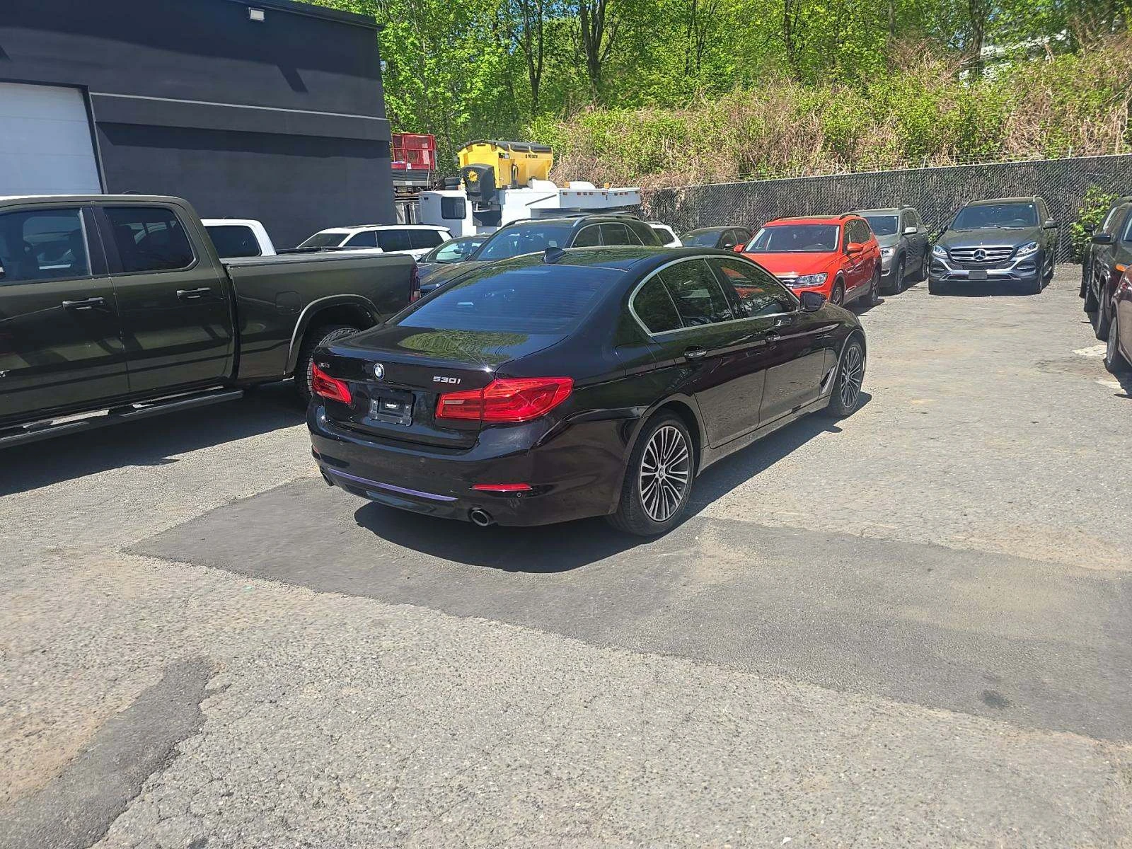 BMW 530 xDrive ЦЕНА ДО БГ* CARFAX* ОПЦИЯ ЗА ФИНАНСИРАНЕ*  - изображение 2