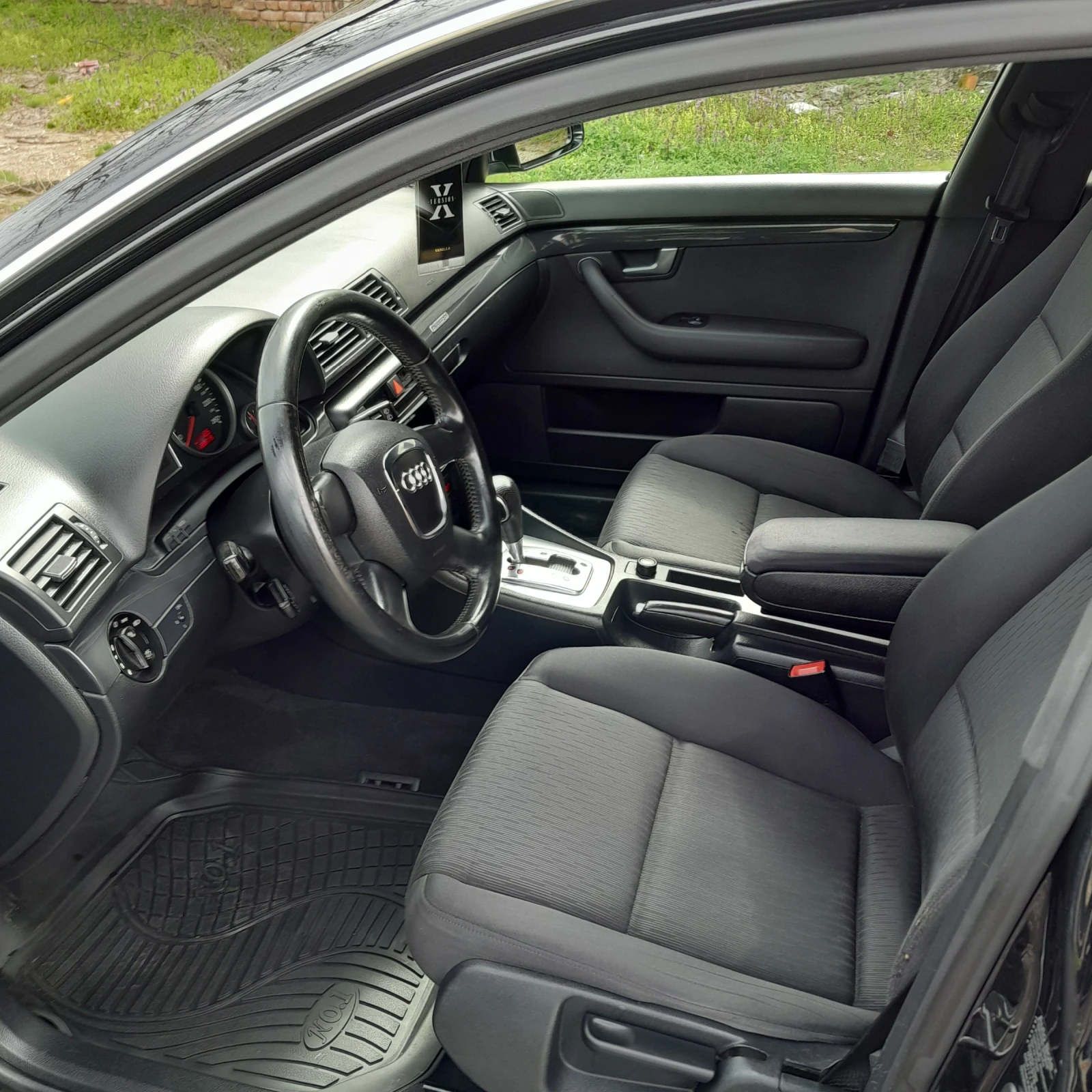 Audi A4 2.0 - изображение 8
