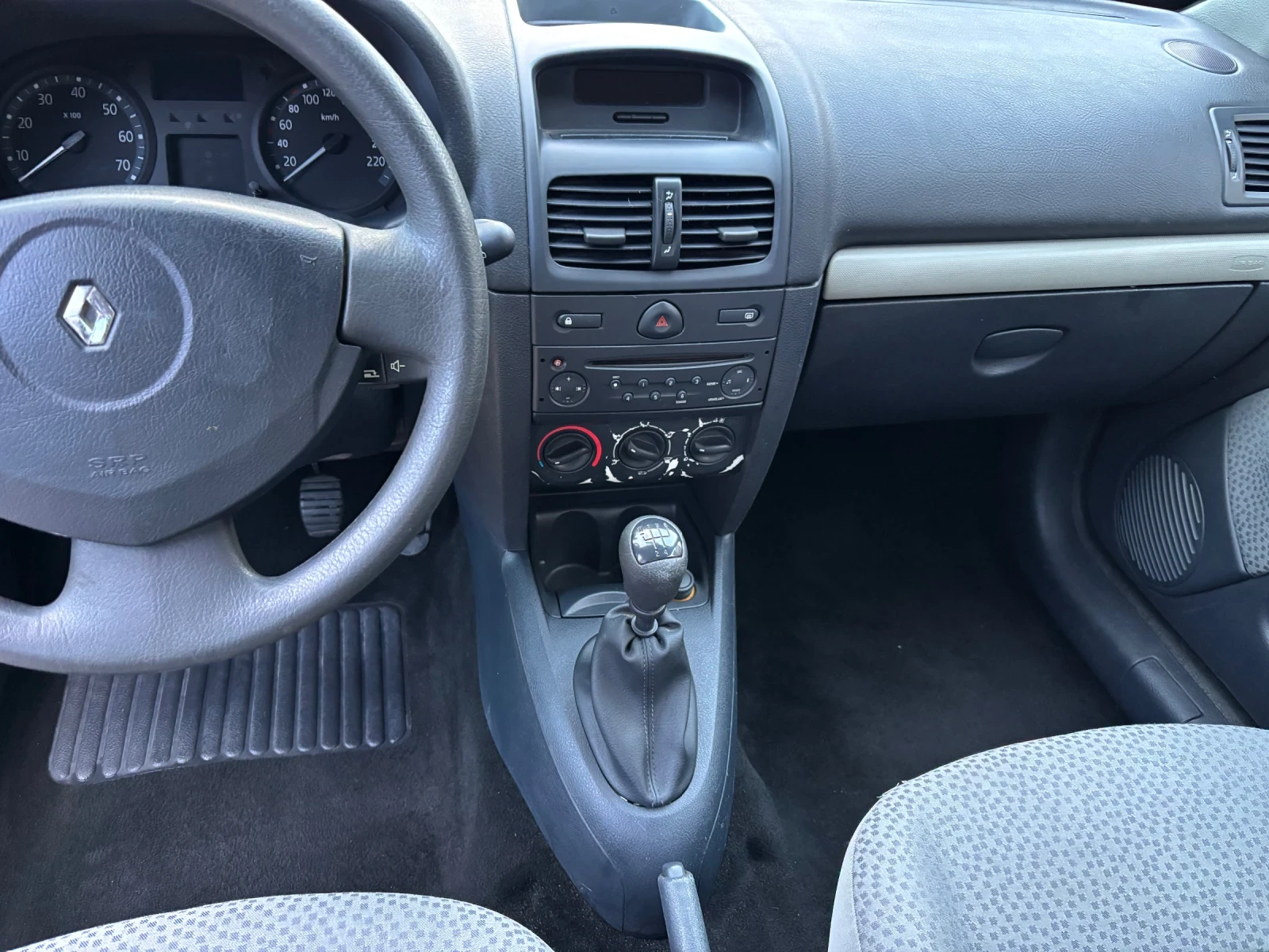 Renault Clio B 1.2 БЕНЗИН - изображение 10
