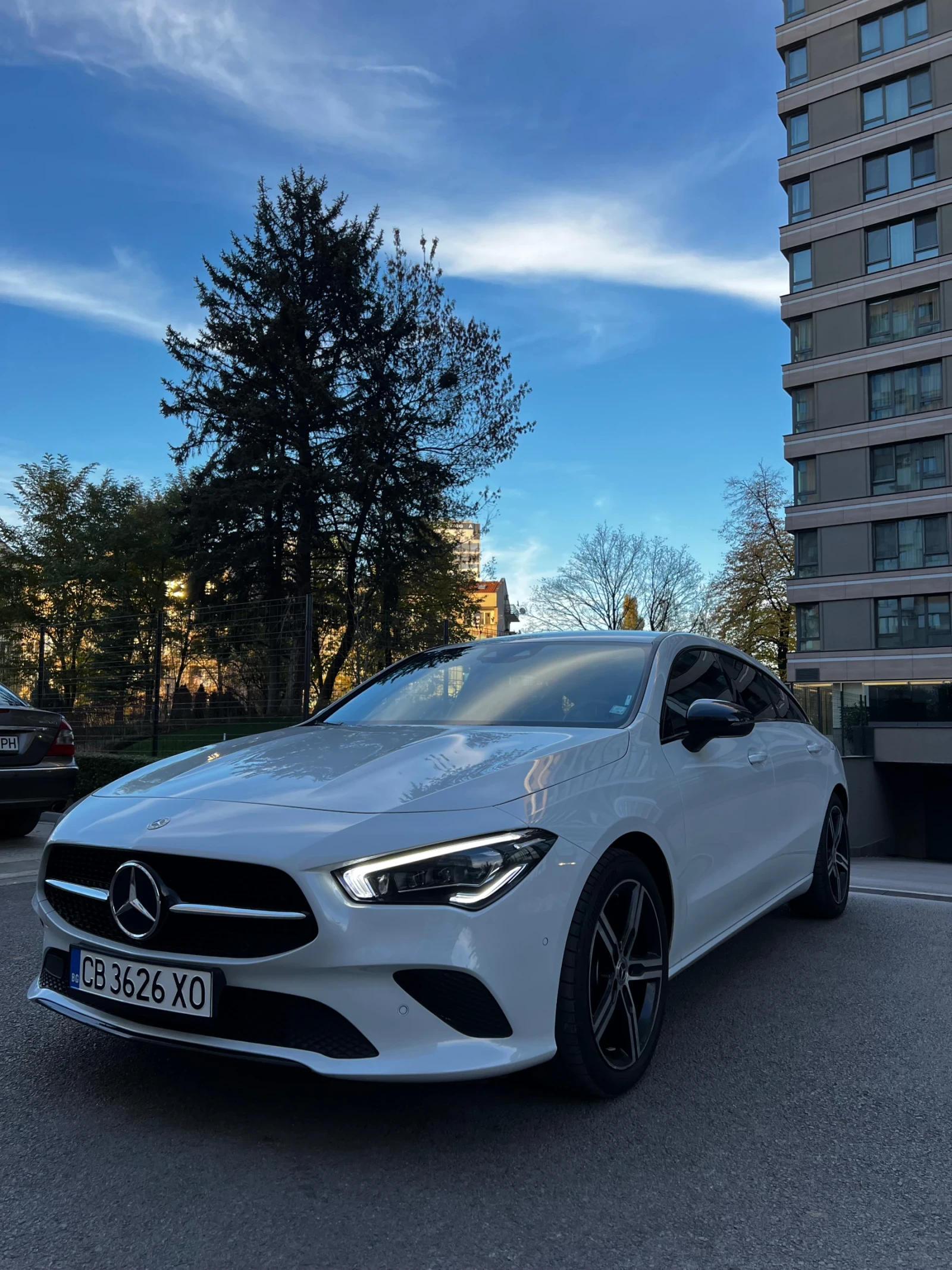 Mercedes-Benz CLA 200 2024 ГАРАНЦИОНЕН MULTIBEAM* AMBIENT* LANE* DISTR*  - изображение 3