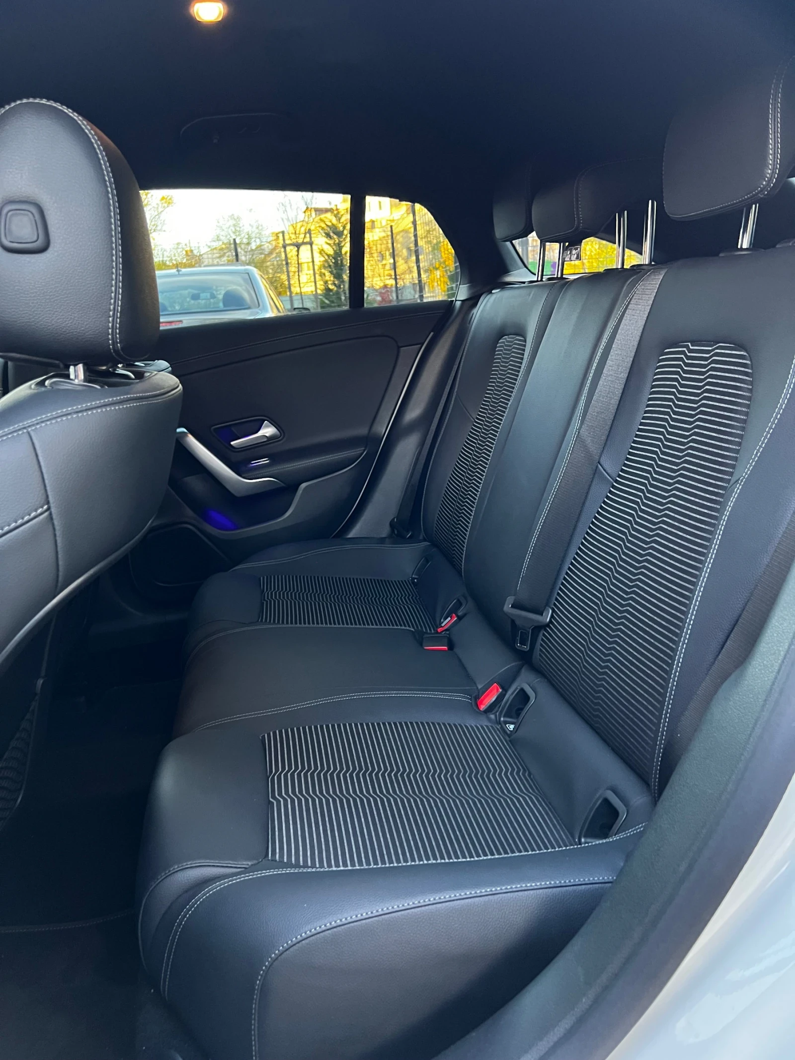 Mercedes-Benz CLA 200 2024  MULTIBEAM* AMBIENT* LANE* DISTR*  | Mobile.bg   12