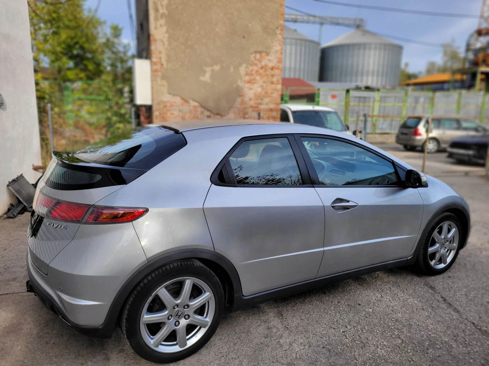 Honda Civic 1, 8-executive | Mobile.bg   7