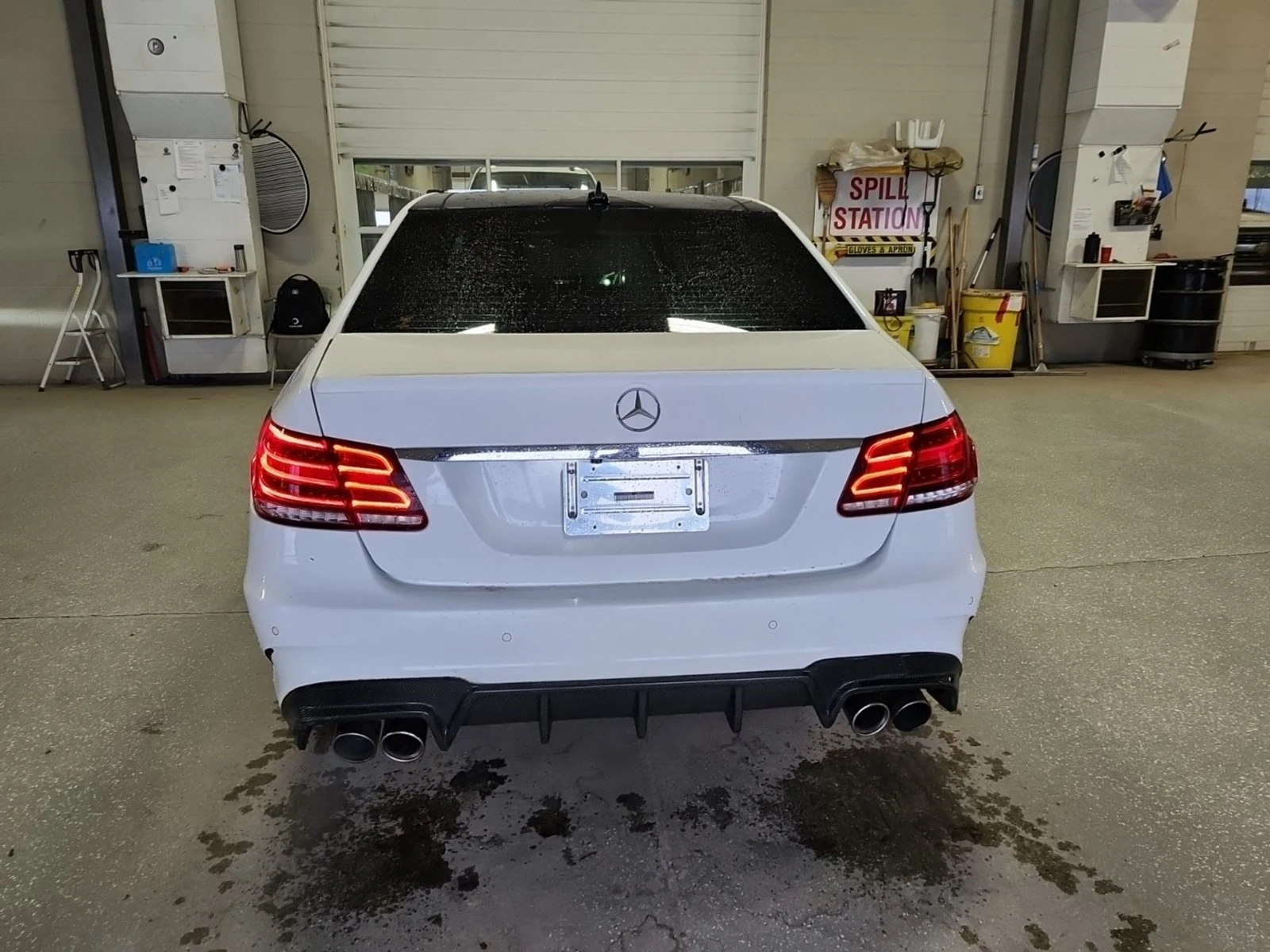 Mercedes-Benz E 400 Tuning* AвтоКредит * (ЦЕНА ДО БГ), снимка 5 - Автомобили и джипове - 54386941