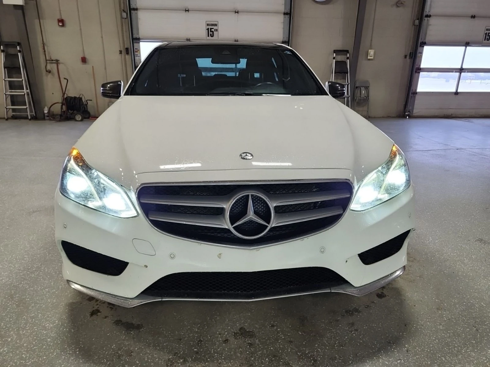 Mercedes-Benz E 400 Tuning* AвтоКредит * (ЦЕНА ДО БГ), снимка 2 - Автомобили и джипове - 54386941