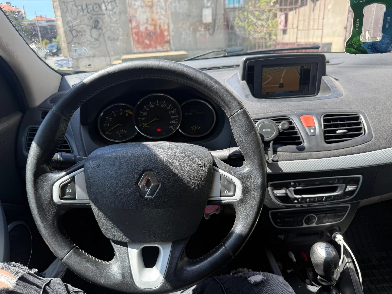Renault Megane 1.5 DCI , снимка 8 - Автомобили и джипове - 54549134