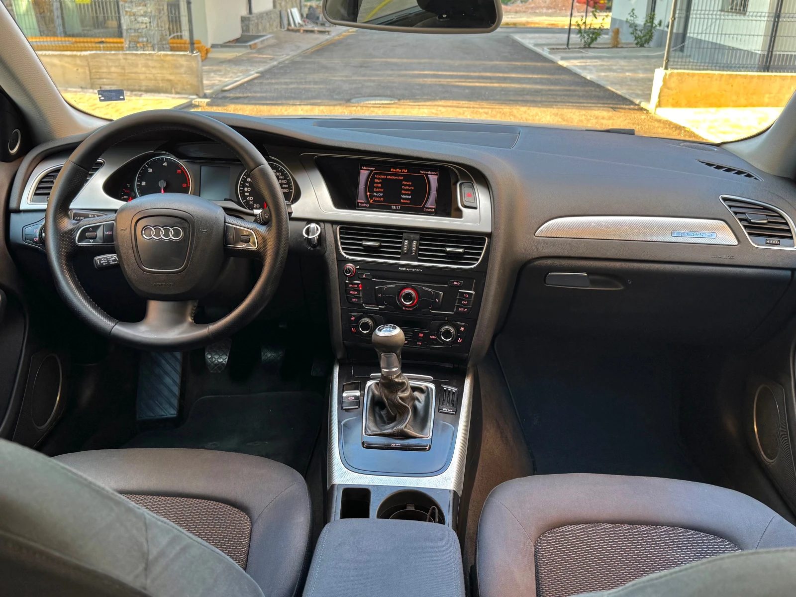 Audi A4 Allroad AllRoad/Quattro/Banq&Olufsen, снимка 12 - Автомобили и джипове - 54682335