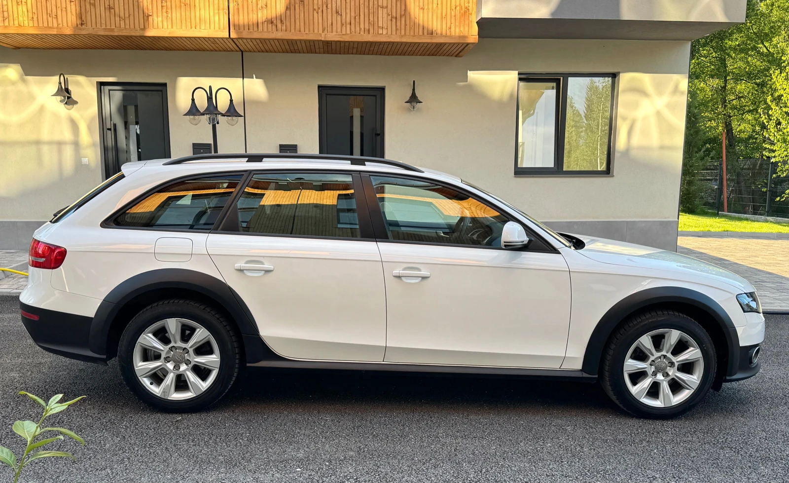 Audi A4 Allroad AllRoad/Quattro/Banq&Olufsen, снимка 4 - Автомобили и джипове - 54682335