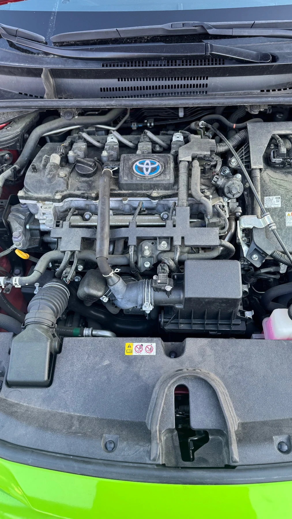 Toyota Corolla Хибрид, снимка 11 - Автомобили и джипове - 54778318