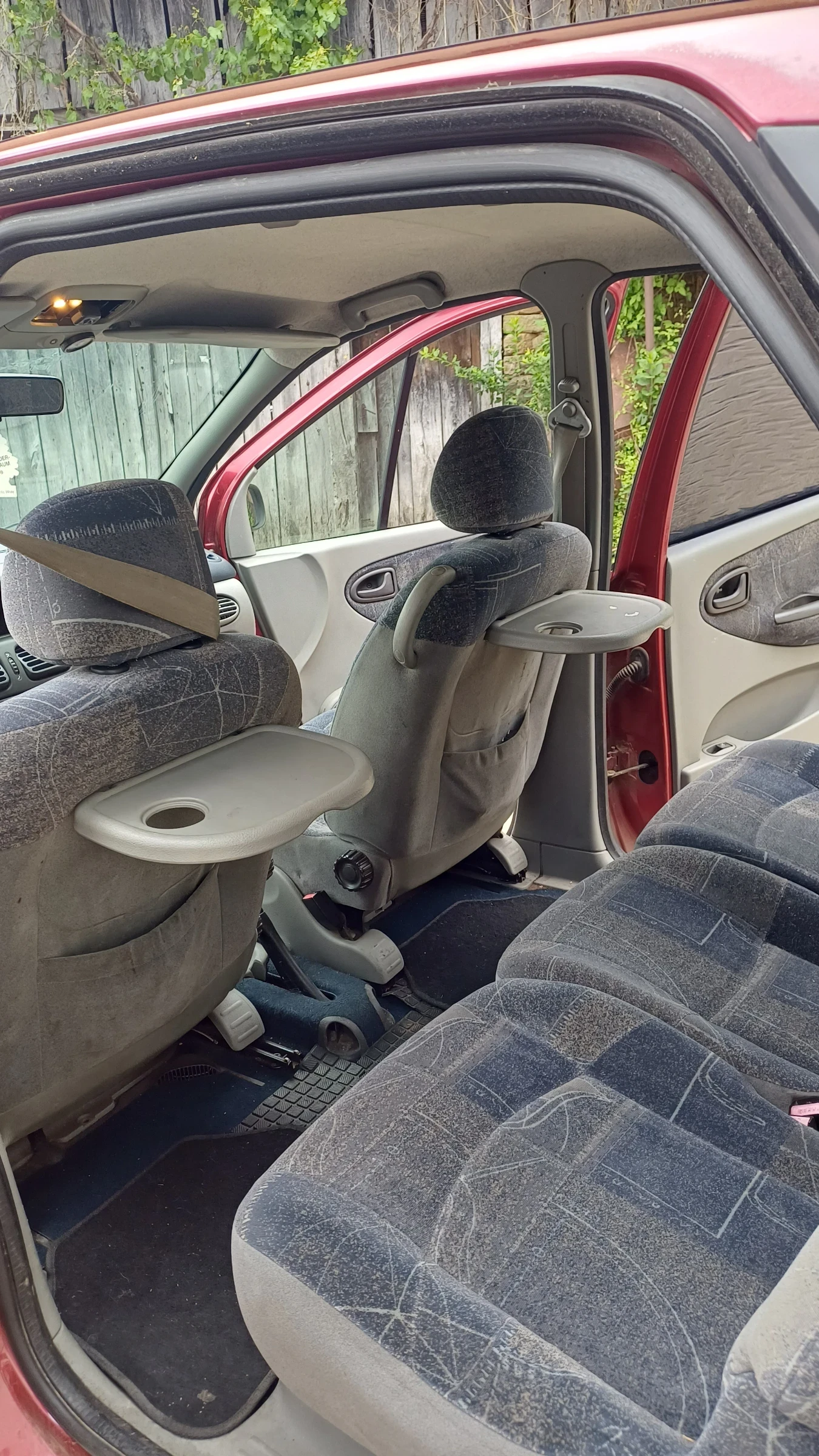 Renault Scenic, снимка 4 - Автомобили и джипове - 54782425