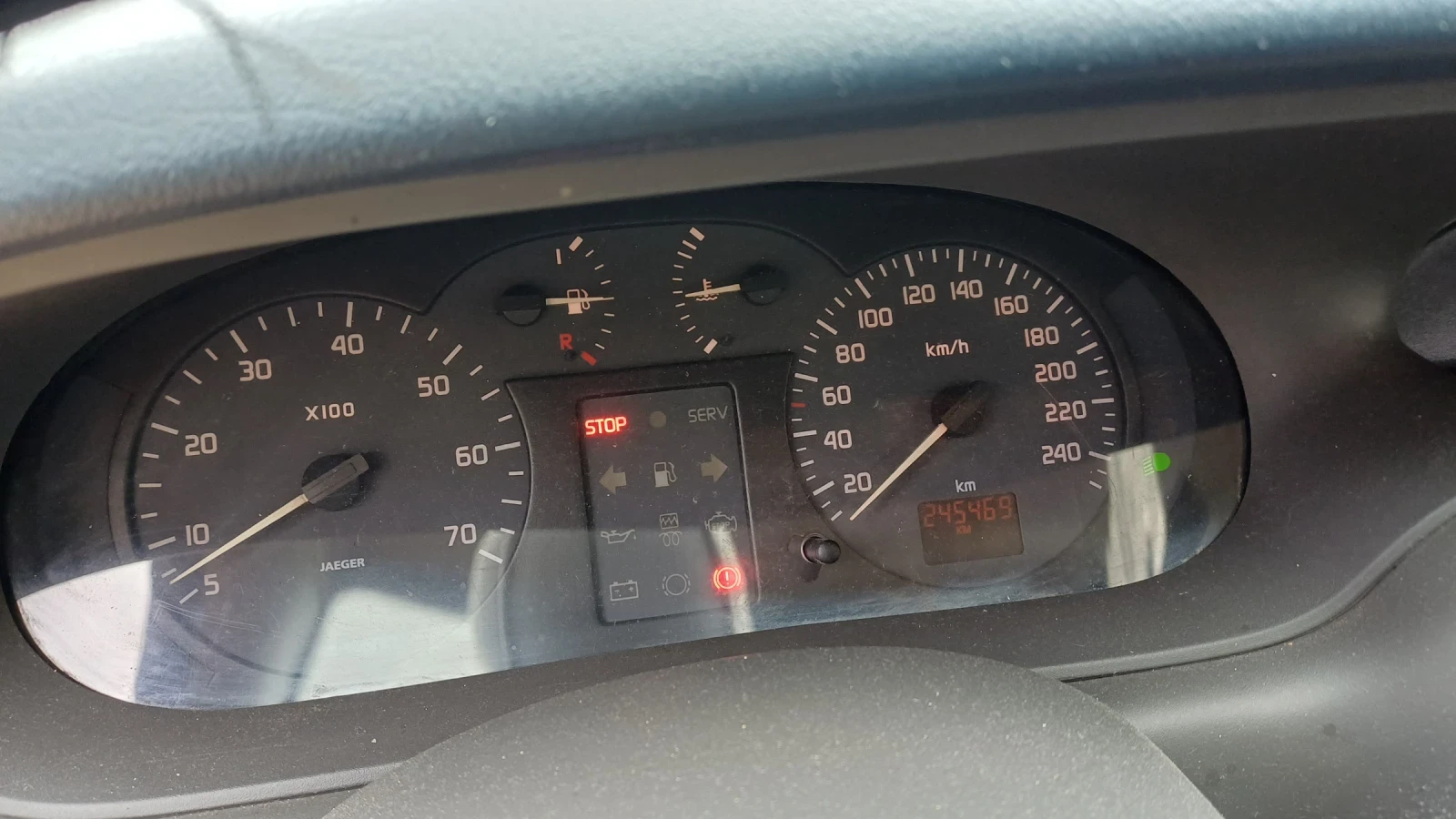 Renault Scenic, снимка 10 - Автомобили и джипове - 54782425