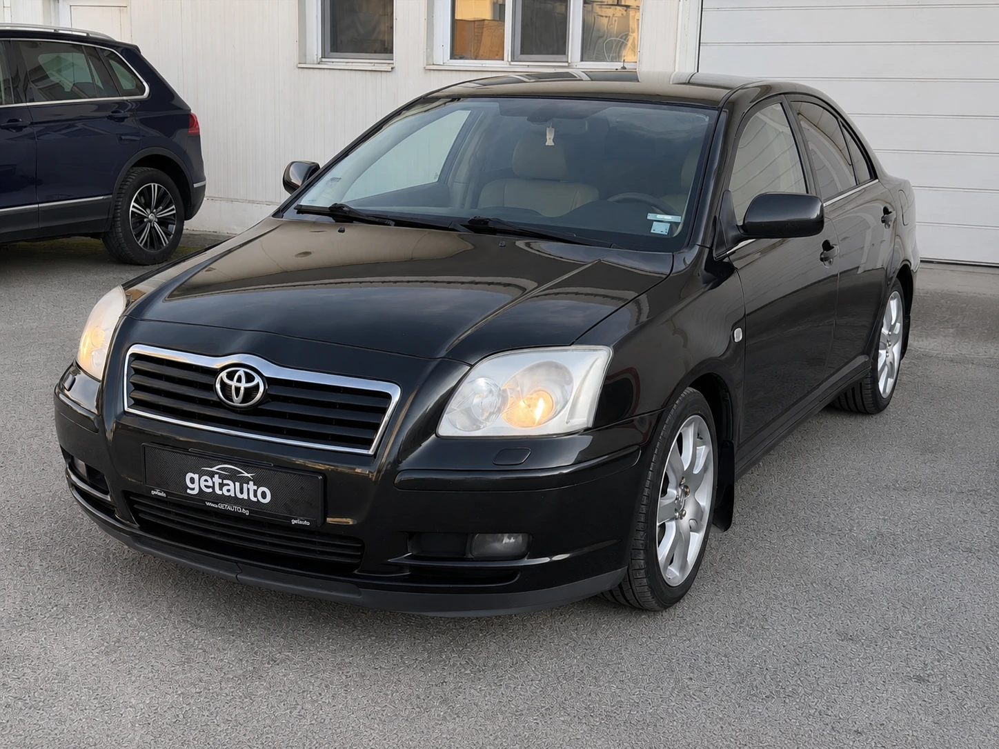 Toyota Avensis 2.0 D4-Бензин-147кс-Кожа-Ел Седалки-Климатроник, снимка 2 - Автомобили и джипове - 54787761