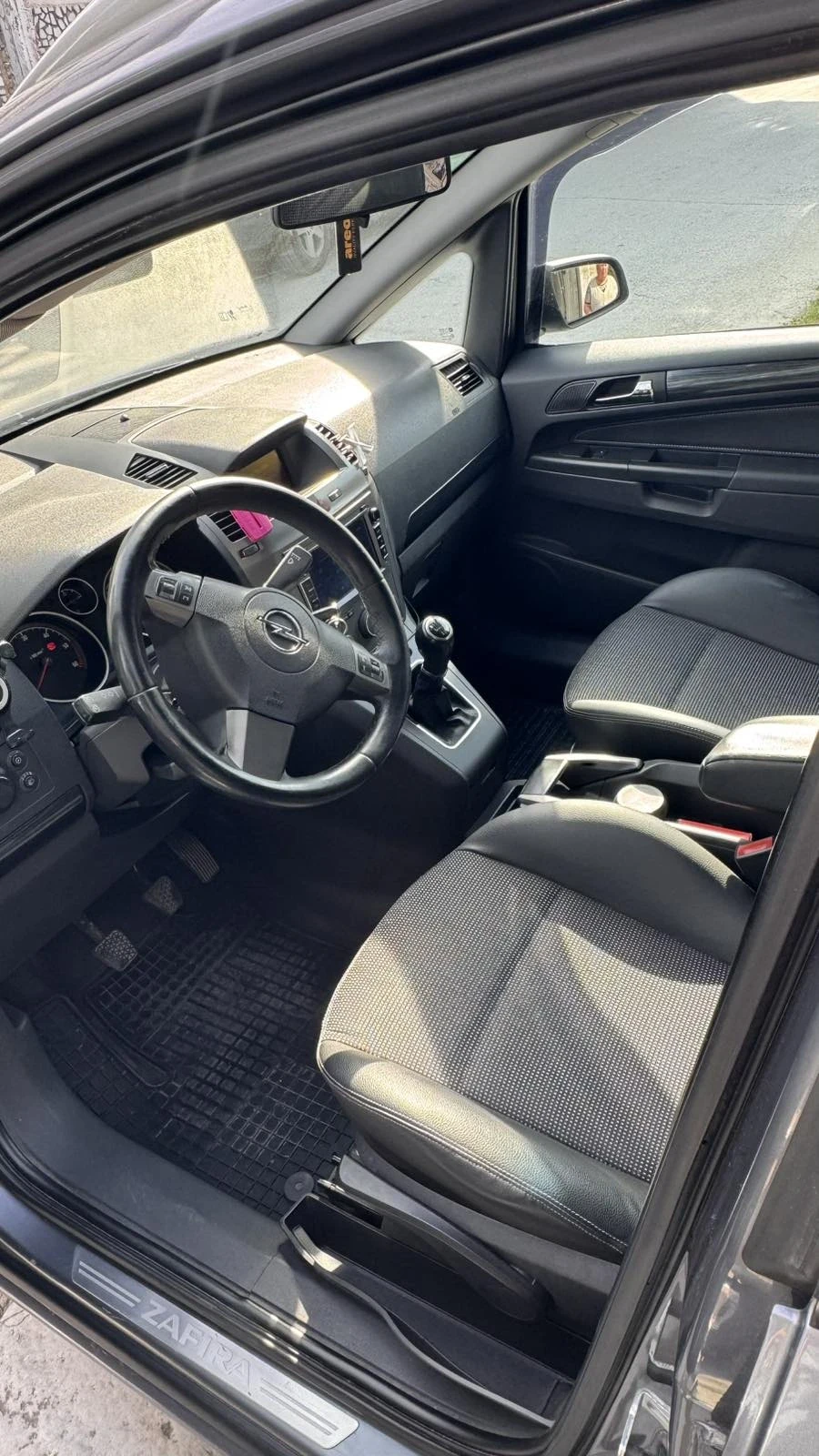 Opel Zafira, снимка 3 - Автомобили и джипове - 55125104