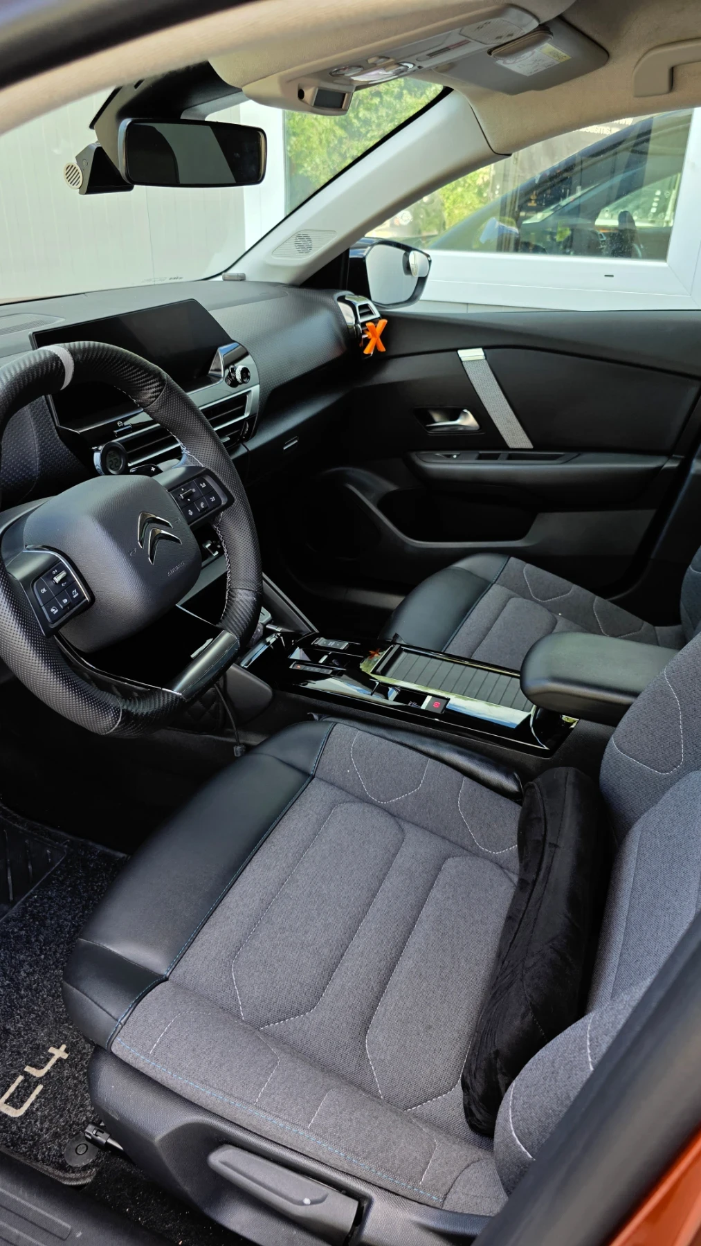 Citroen C4 1.5 BlueHDI 130kc EAT8 Automatic, снимка 9 - Автомобили и джипове - 55300189