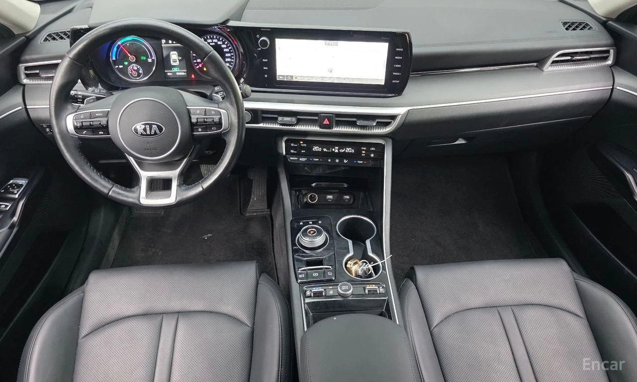 Kia K5 2.0 Prestige* DISTRONIC* ПОДГРЕВ* ОБДУХВАНЕ* КАМЕР, снимка 7 - Автомобили и джипове - 55309482