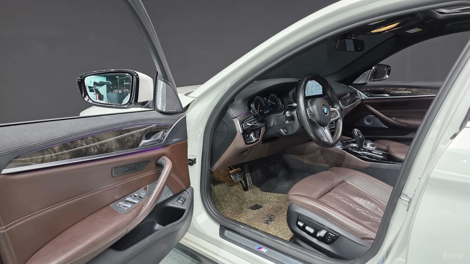 BMW 540 xDrive* M PACK* 360* HUD* DISTRO* H/K, снимка 7 - Автомобили и джипове - 55459735