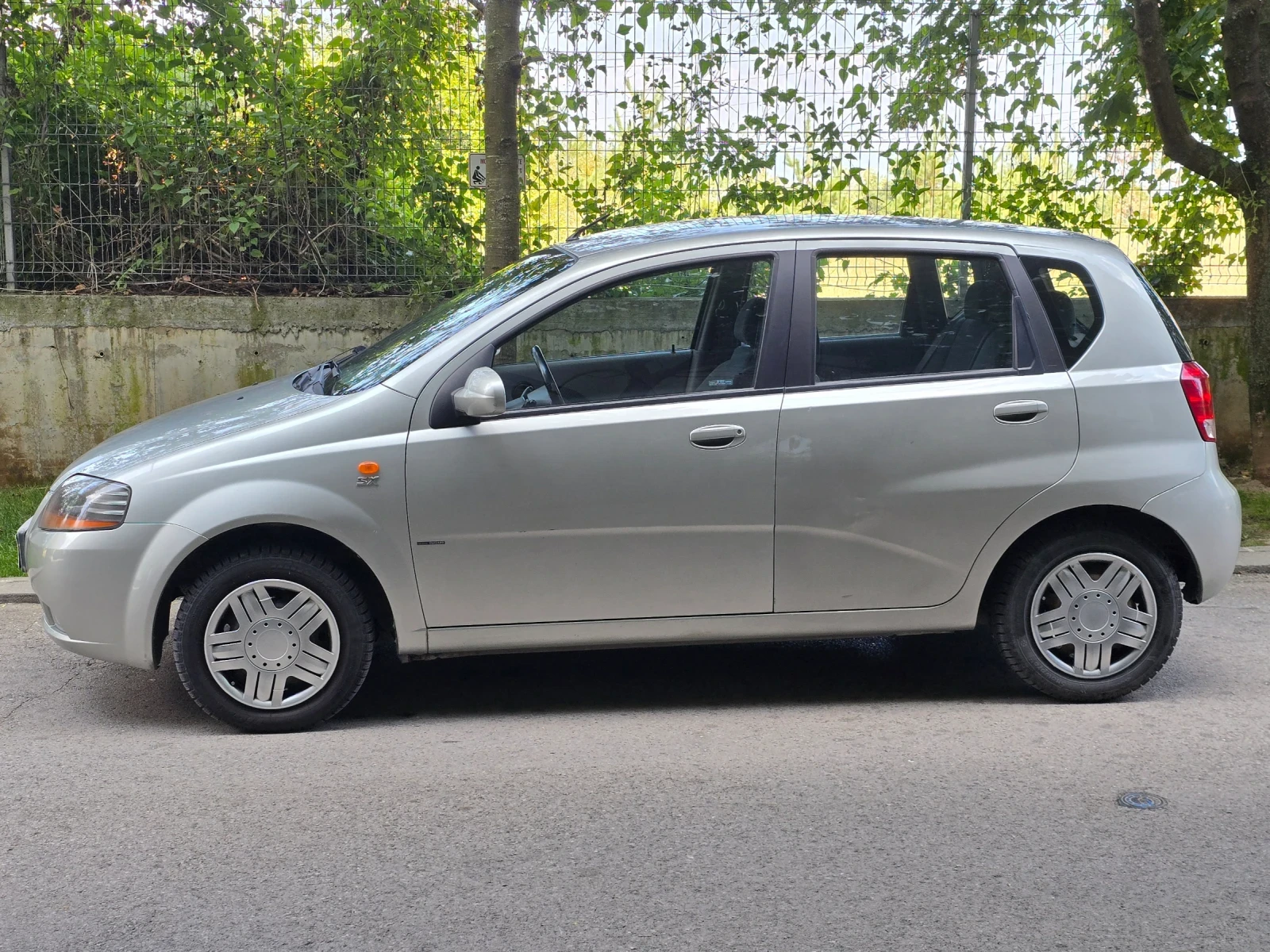 Daewoo Kalos, снимка 4 - Автомобили и джипове - 55889401
