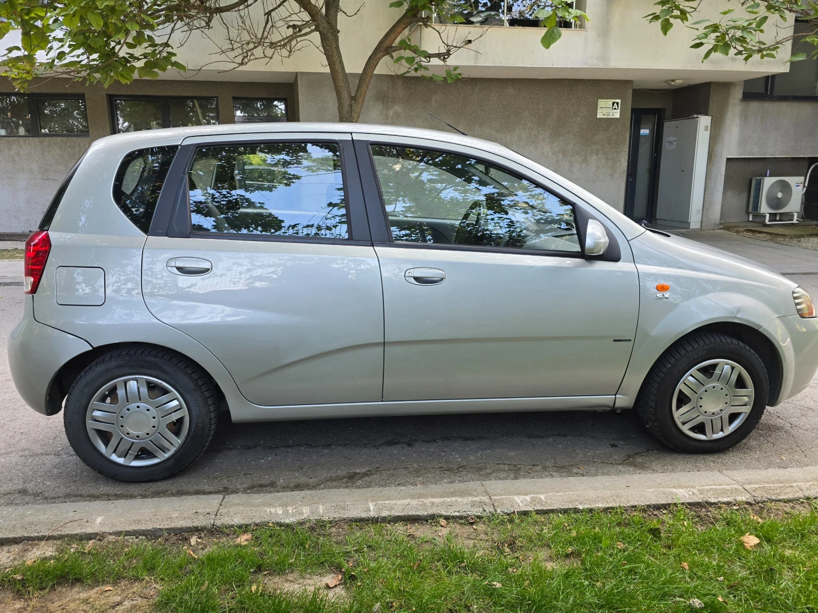 Daewoo Kalos, снимка 3 - Автомобили и джипове - 55889401