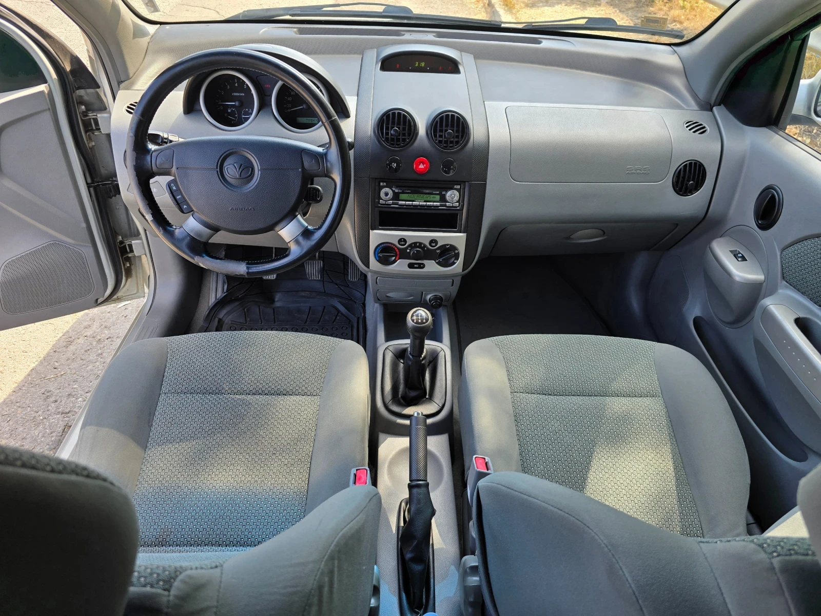 Daewoo Kalos, снимка 7 - Автомобили и джипове - 55889401