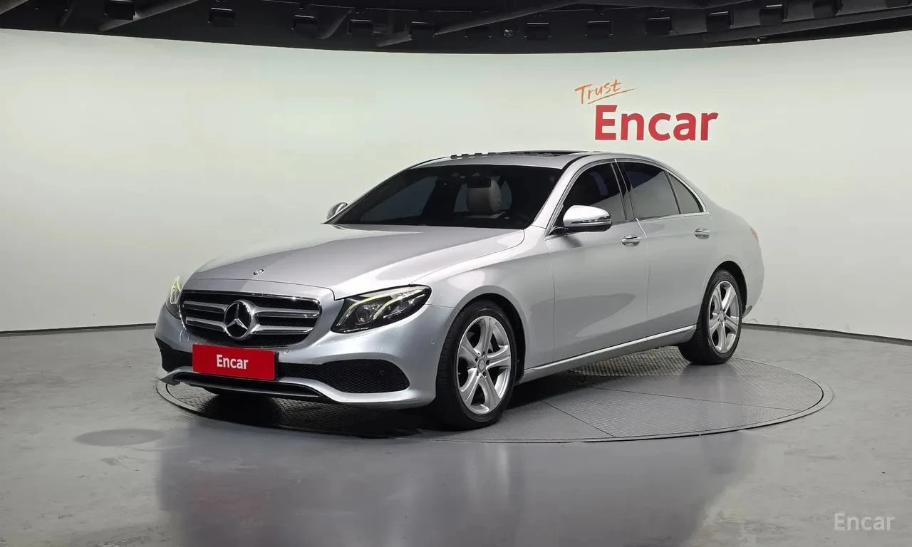 Mercedes-Benz E 220 d Avantgarde* ШИБИДАХ* ПОДГРЕВИ* КАМЕРА* 