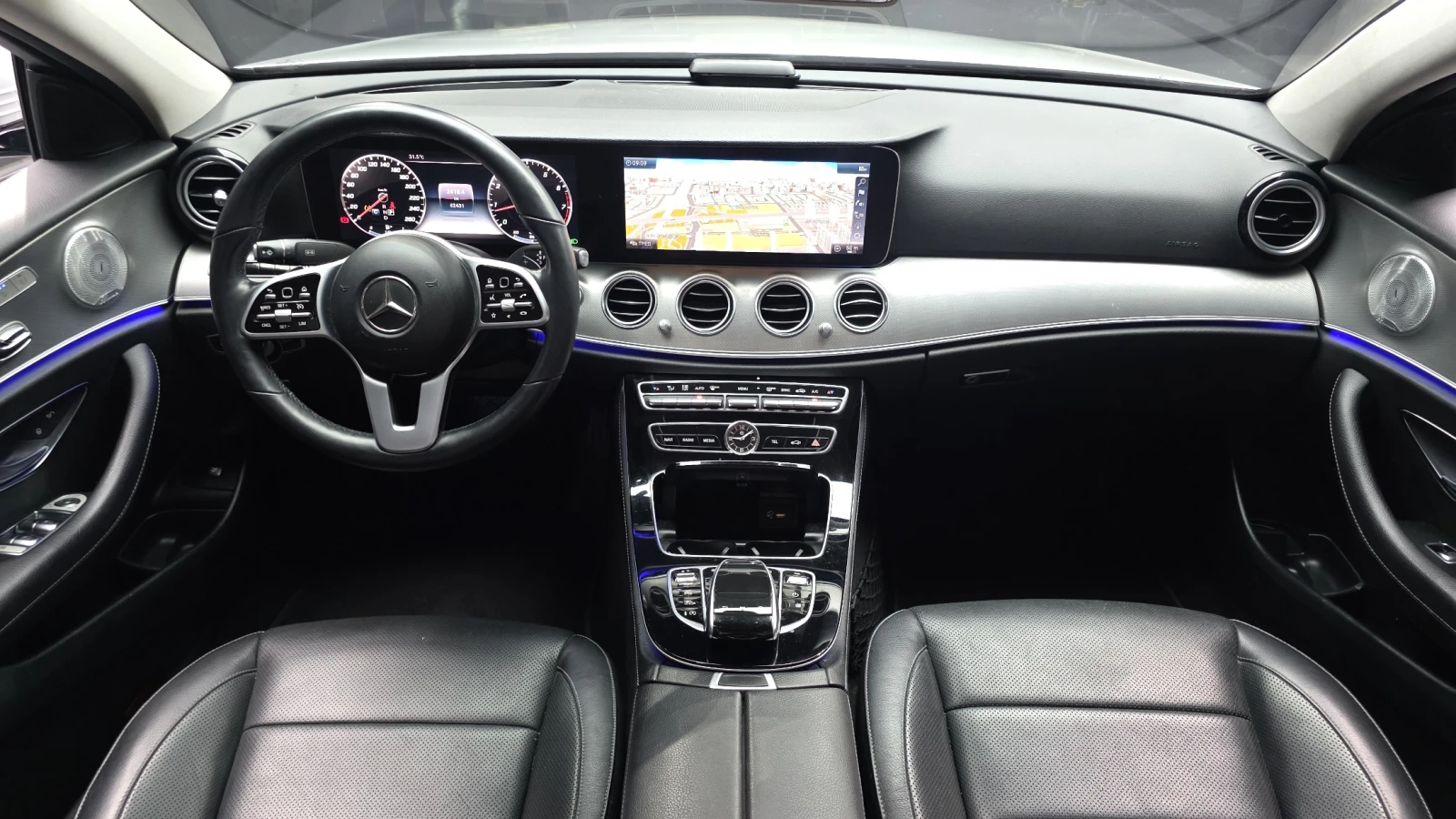 Mercedes-Benz E 300 * AMG LINE* FULL MAX * КРАЙНА ЦЕНА* , снимка 7 - Автомобили и джипове - 55940088