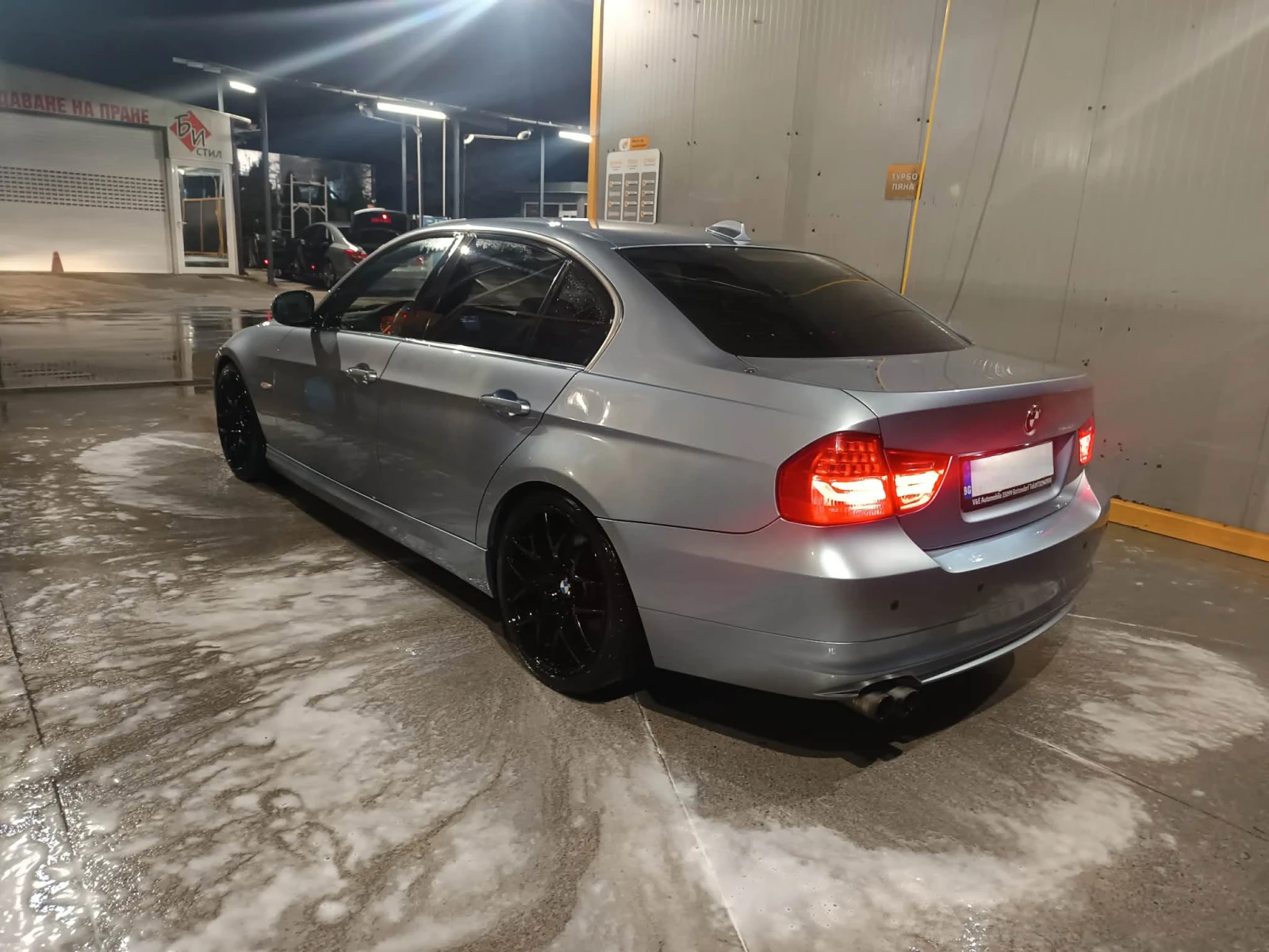 BMW 330, снимка 3 - Автомобили и джипове - 55993484