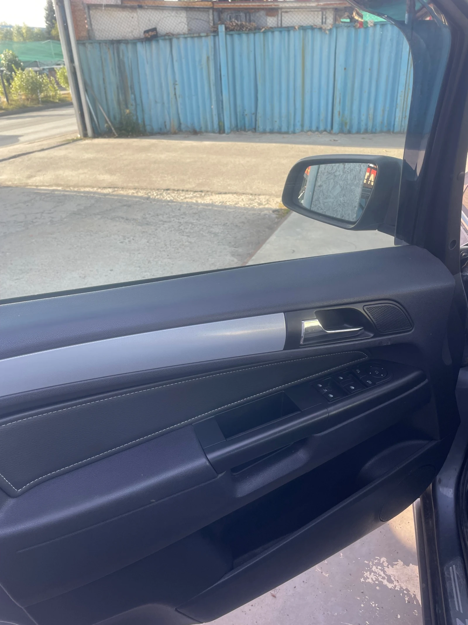 Opel Zafira, снимка 6 - Автомобили и джипове - 56370141