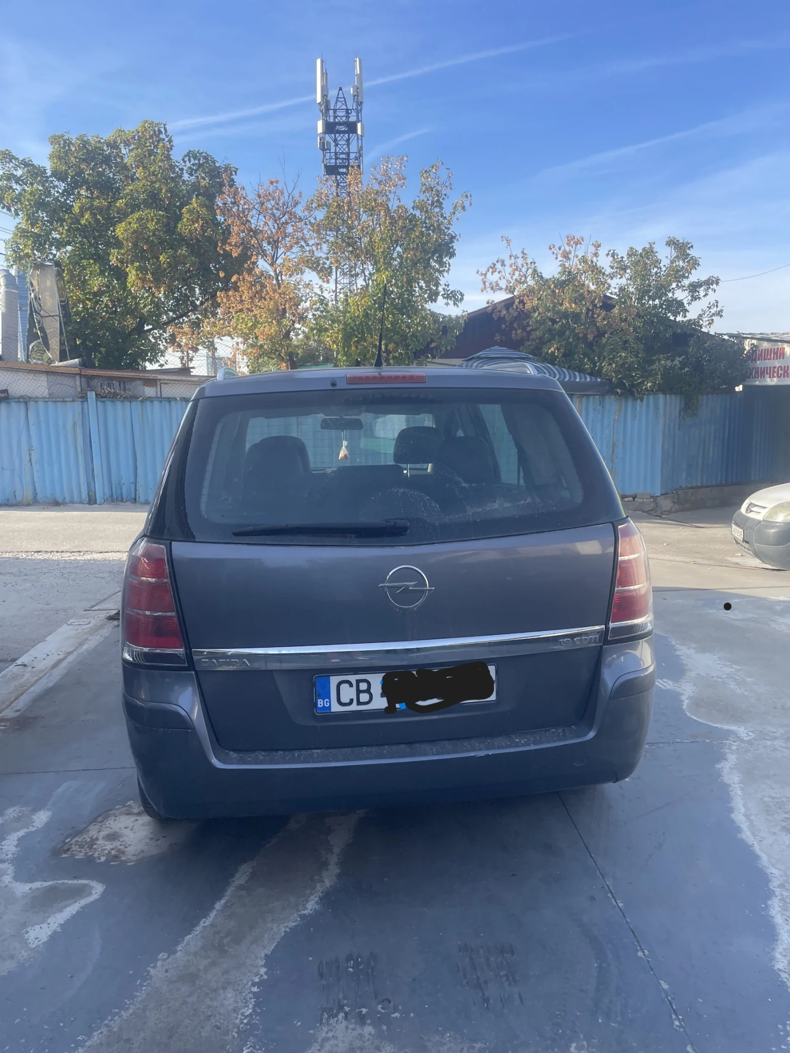 Opel Zafira, снимка 4 - Автомобили и джипове - 56370141