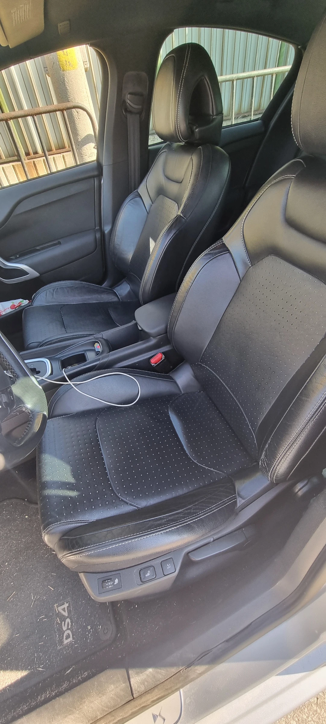 Citroen DS4 2.0 HDI, снимка 5 - Автомобили и джипове - 56633769