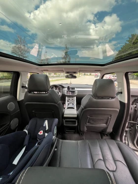 Land Rover Range Rover Evoque 2.2tdi 150к Dynamic PANORAMA 4x4, снимка 2
