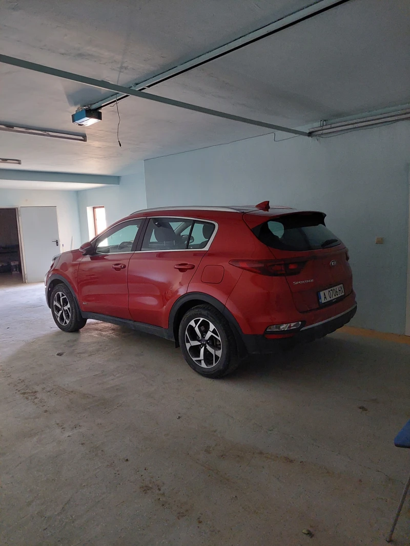 Kia Sportage, снимка 6 - Автомобили и джипове - 48522708