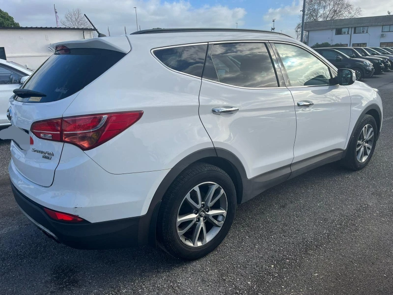 Hyundai Santa fe 2.0 CRDI, снимка 3 - Автомобили и джипове - 48739145