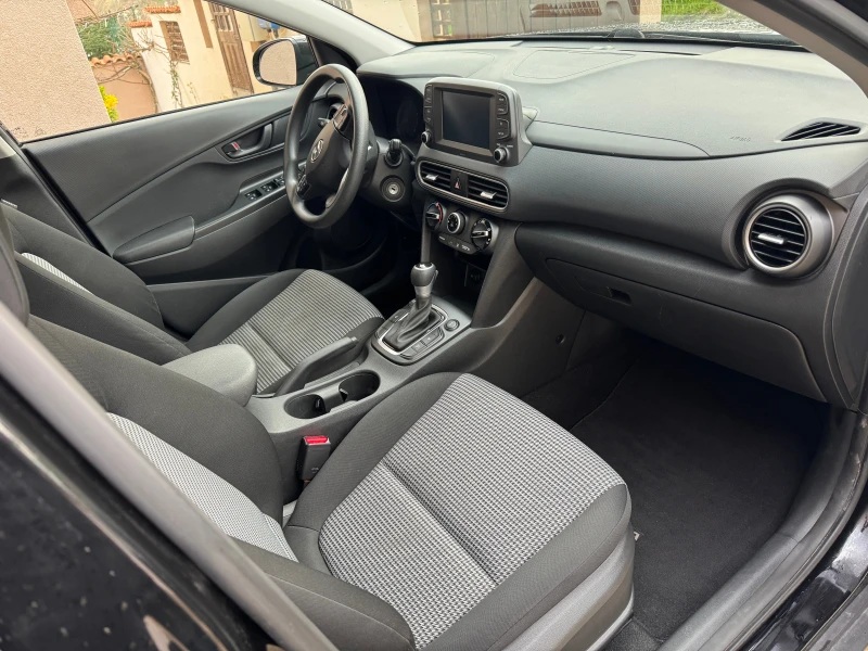 Hyundai Kona 2.0 Бензин Автомат 4x4, снимка 8 - Автомобили и джипове - 52708566