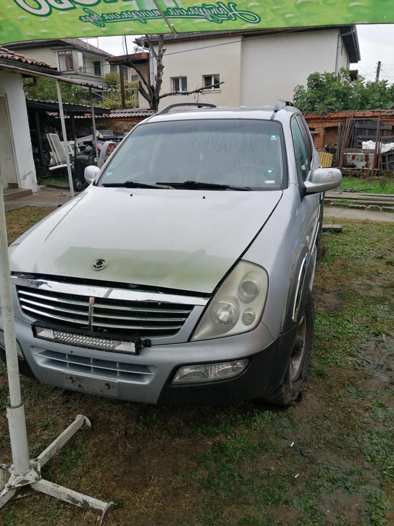 SsangYong Rexton, снимка 1 - Автомобили и джипове - 39744259