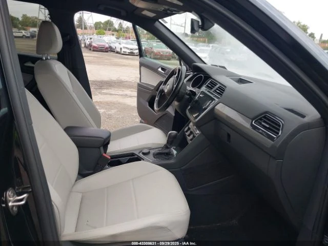 VW Tiguan R-LINE AWD | Mobile.bg   5