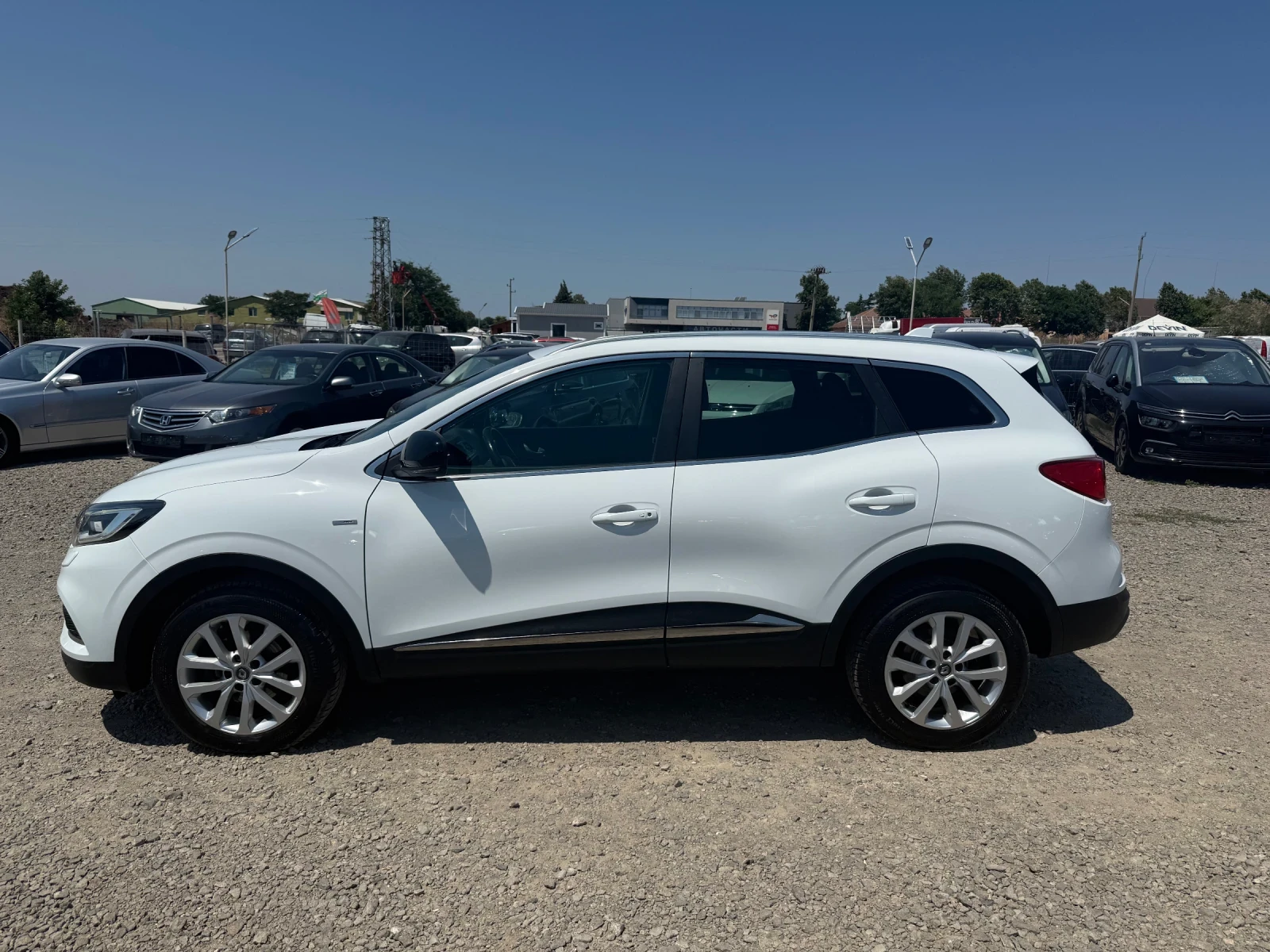 Renault Kadjar 1.7 CH 4х4 109000 км - изображение 8