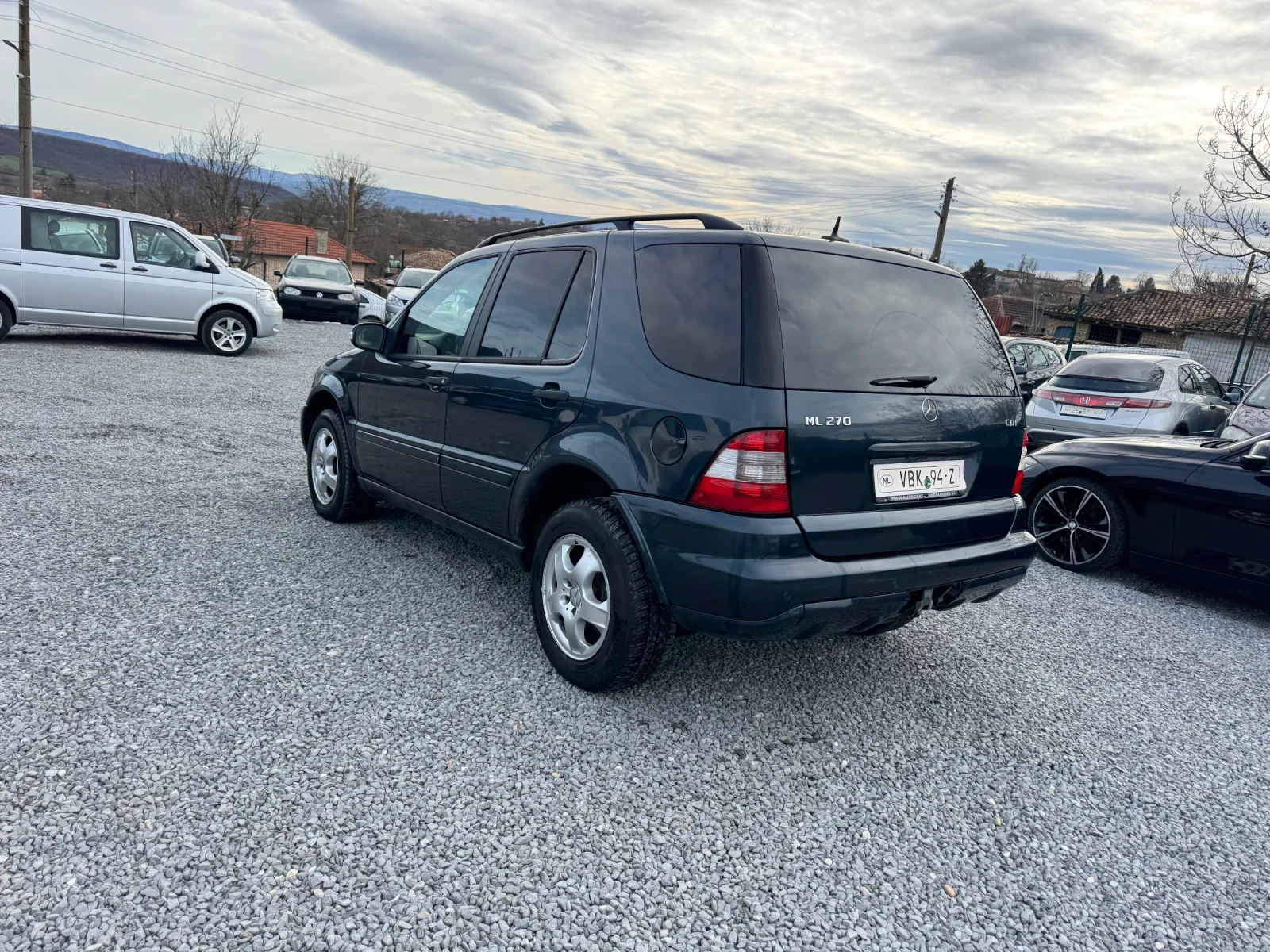 Mercedes-Benz ML 270  - изображение 7