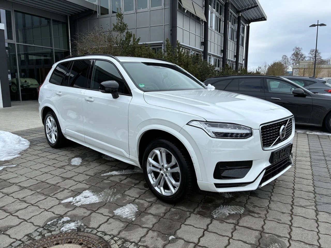 Volvo Xc90 B6 R-Design Лизинг - изображение 3