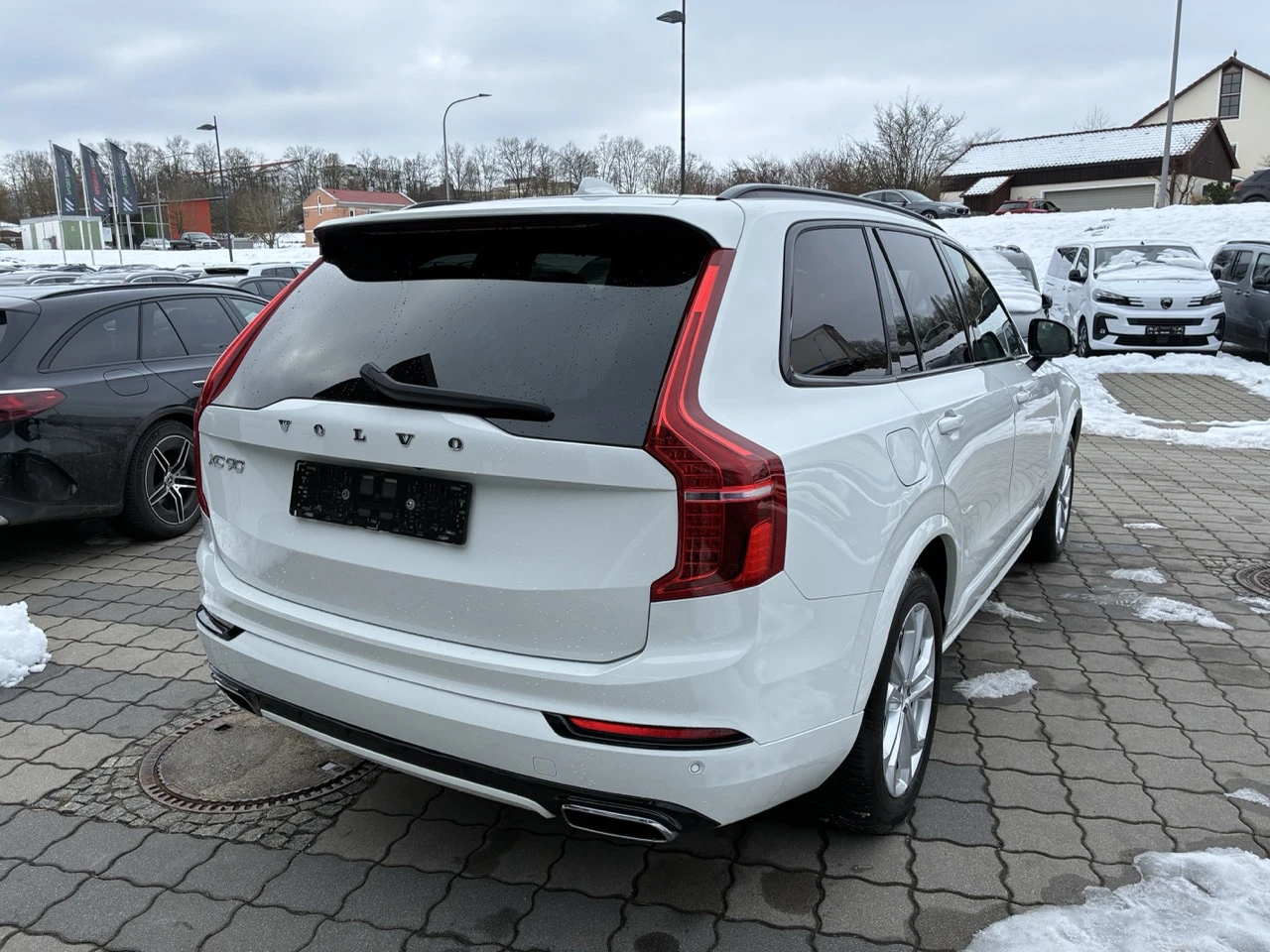 Volvo Xc90 B6 R-Design Лизинг - изображение 4