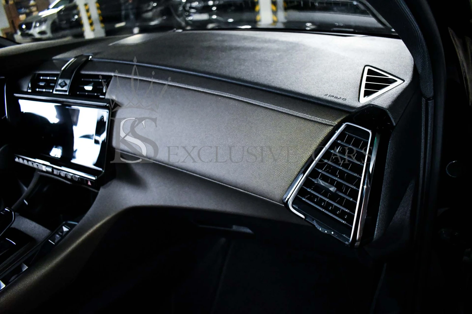 Citroen DS 7 Crossback 1.5d BLUEHDI* GRAND CHIC* 360* LED* , снимка 15 - Автомобили и джипове - 53733319