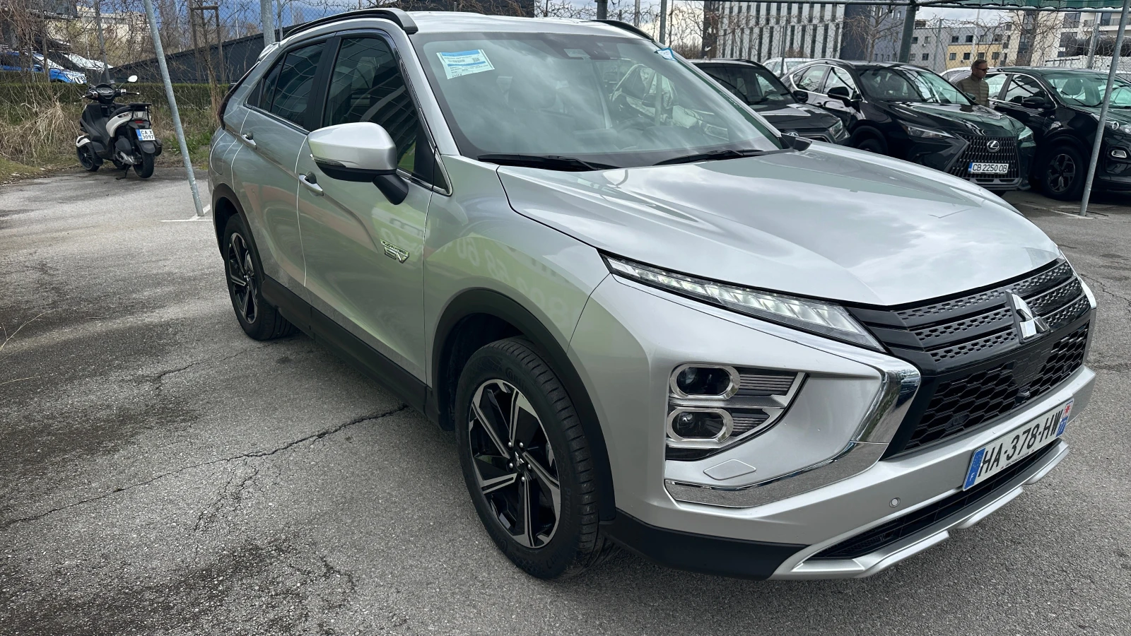 Mitsubishi Eclipse Cross 2.4 PlugInHybrid 4x4 от първи собственик, снимка 2 - Автомобили и джипове - 54080930