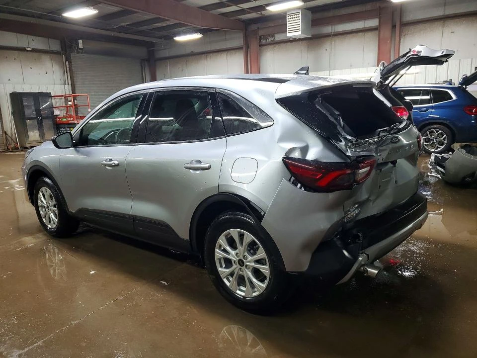 Ford Escape 1.5L 3 4x4 w/Front Whl Drv | Mobile.bg � ����������� 3