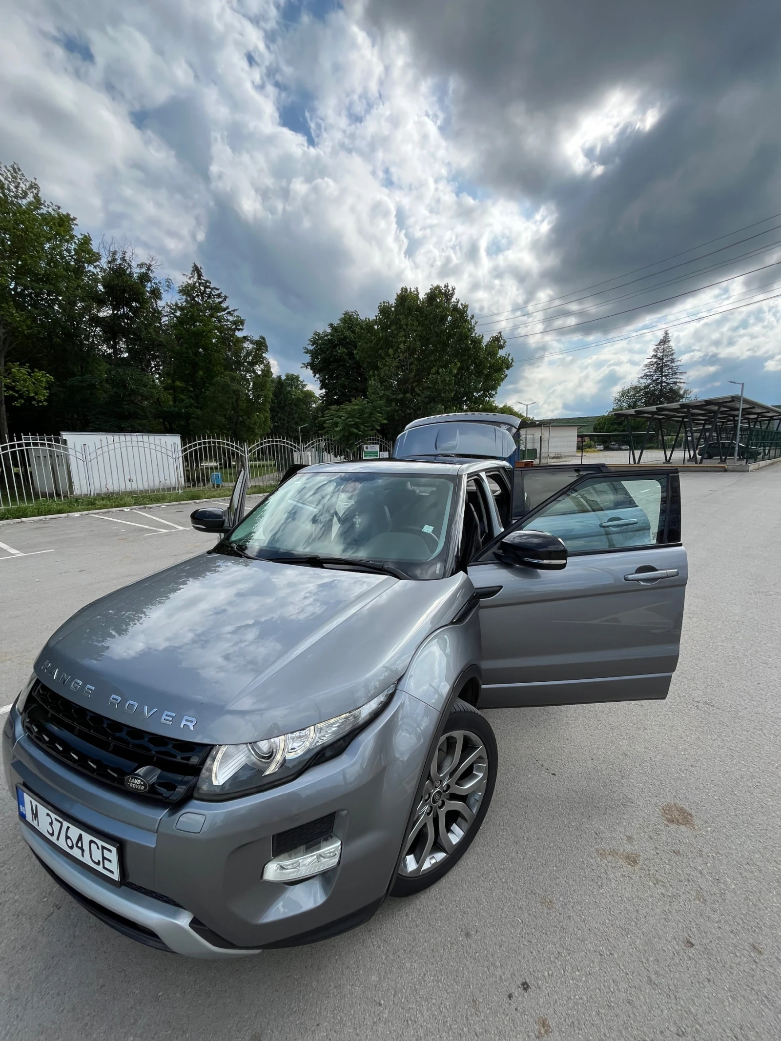 Land Rover Range Rover Evoque 2.2tdi 150к Dynamic PANORAMA 4x4, снимка 11 - Автомобили и джипове - 54794654