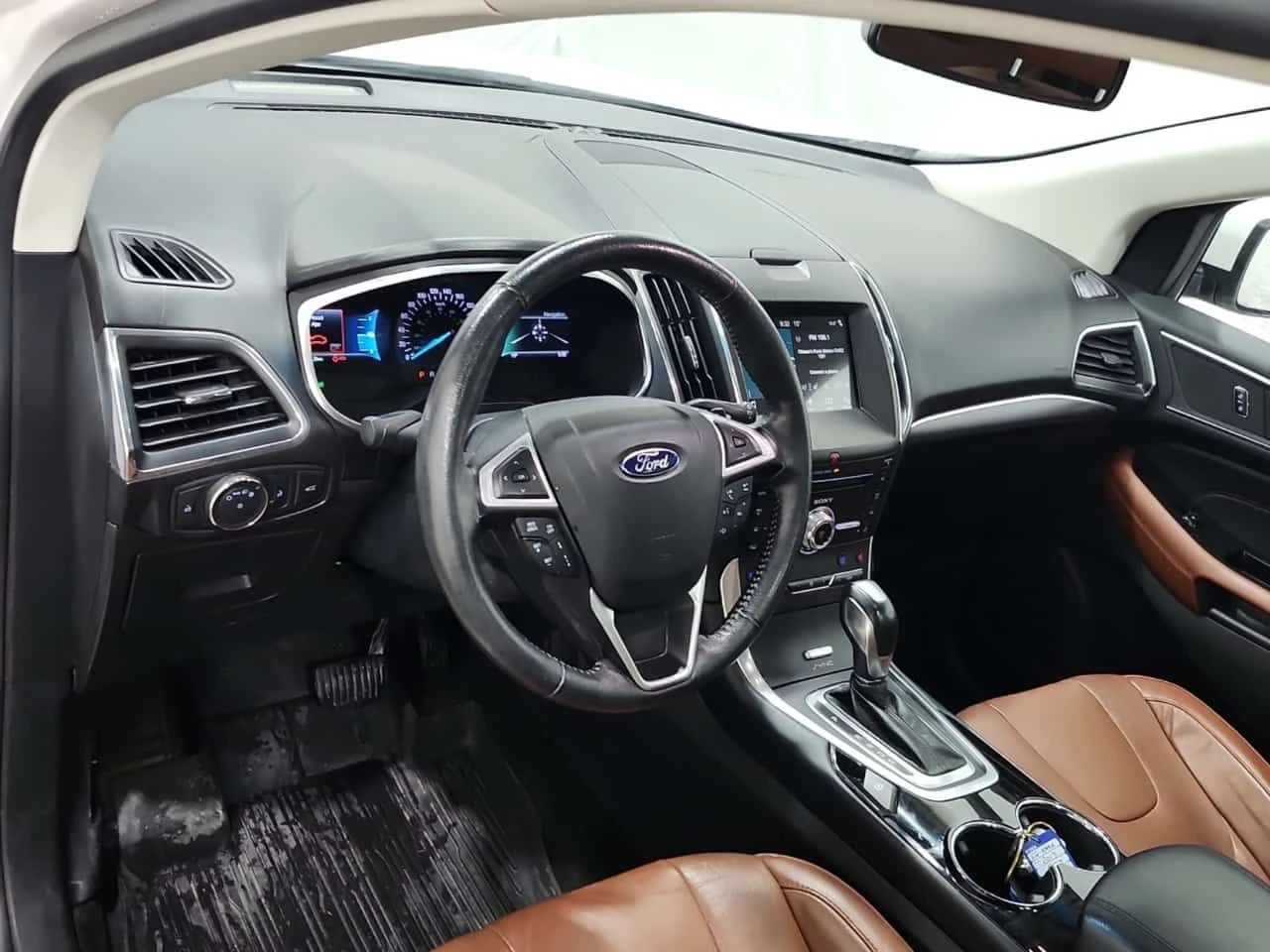 Ford Edge * TITANIUM * CARFAX * БЕЗ ПЪРВОНАЧАЛНА ВНОСКА, снимка 10 - Автомобили и джипове - 55063241