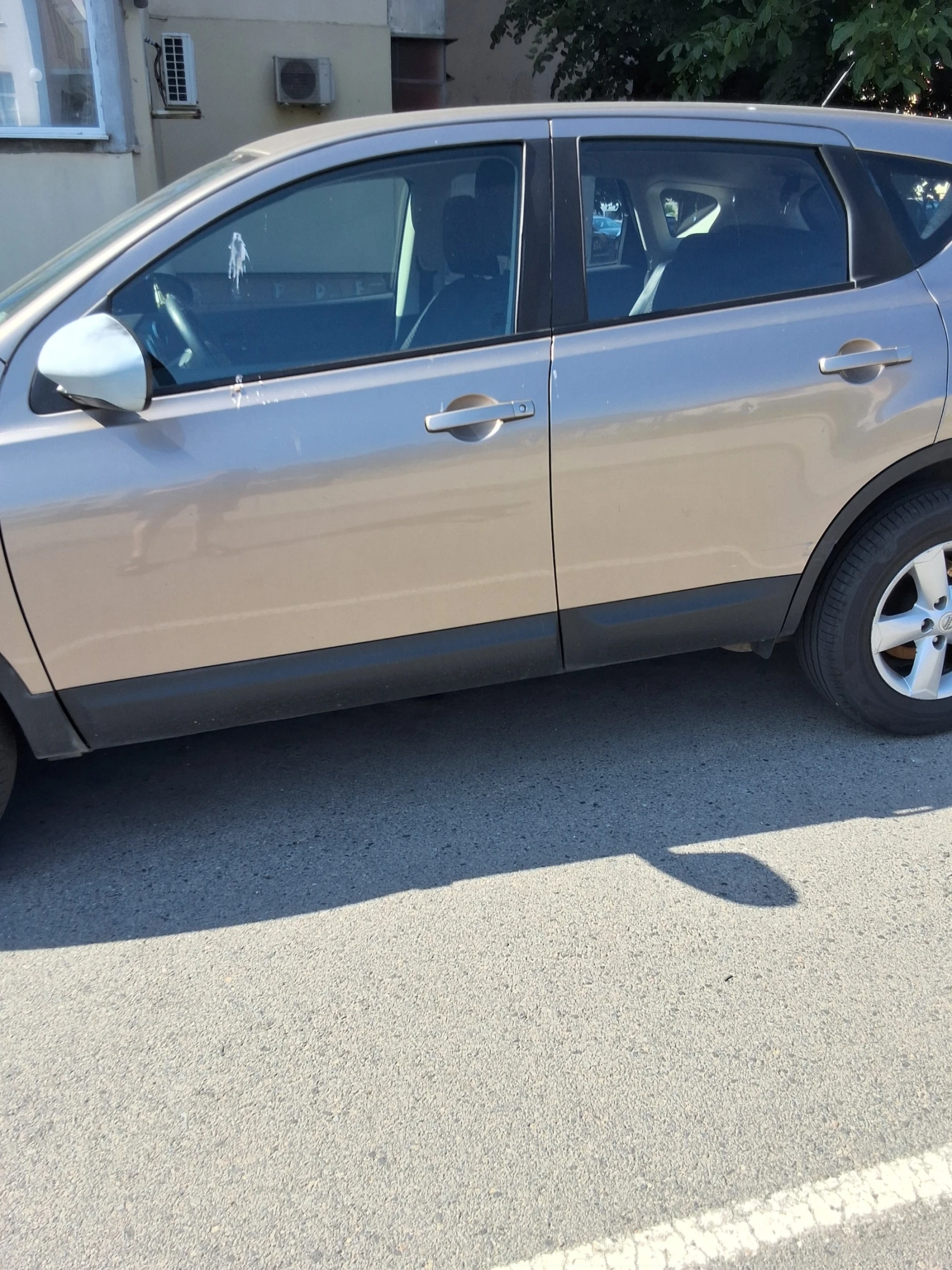 Nissan Qashqai, снимка 5 - Автомобили и джипове - 55169323