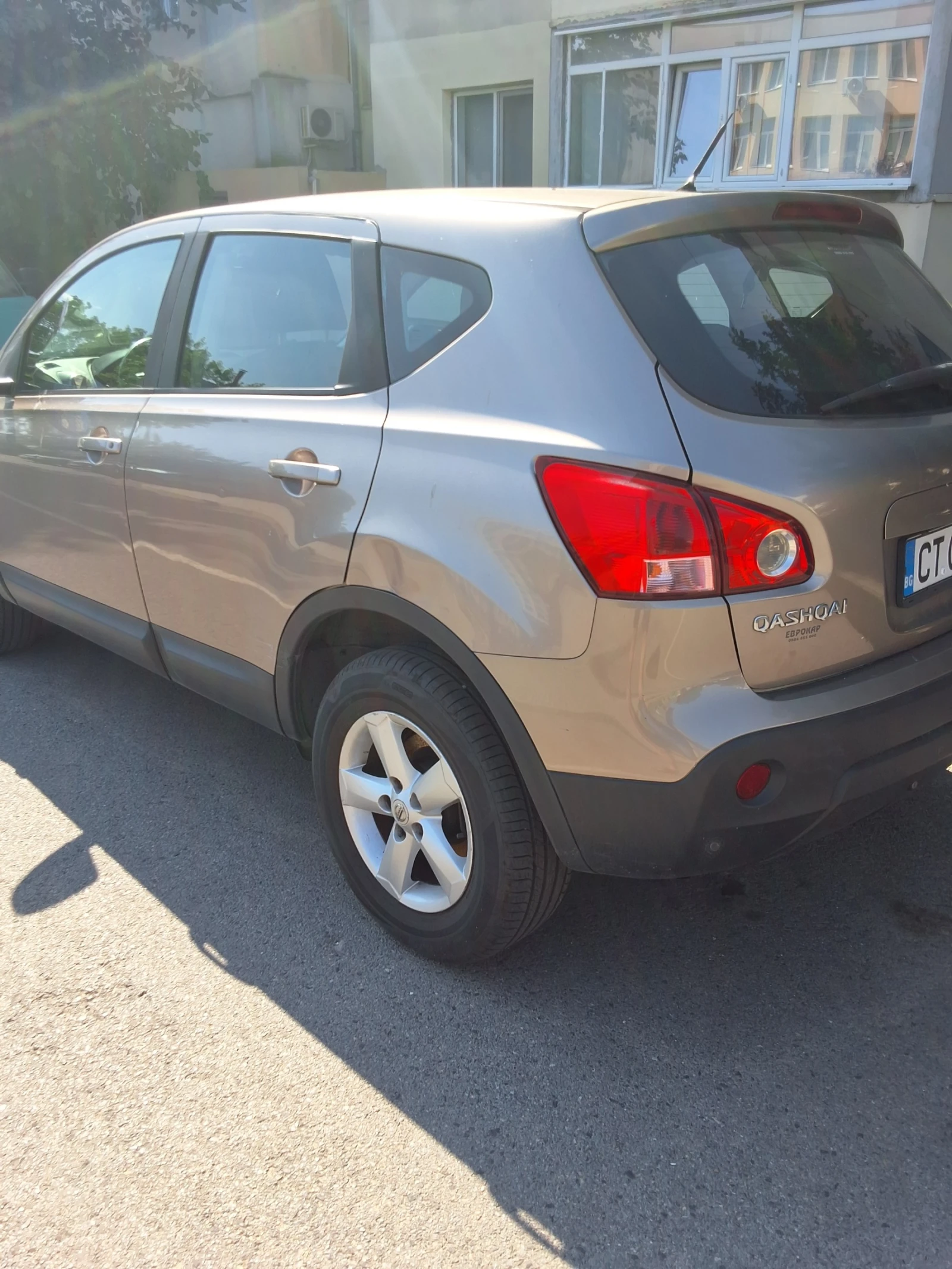 Nissan Qashqai, снимка 2 - Автомобили и джипове - 55169323