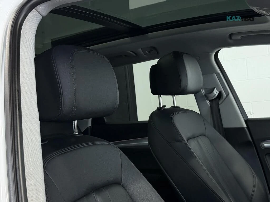 Audi Q5 * TECHNIK * PANO * Автокредит * (Цена до България), снимка 12 - Автомобили и джипове - 55204578
