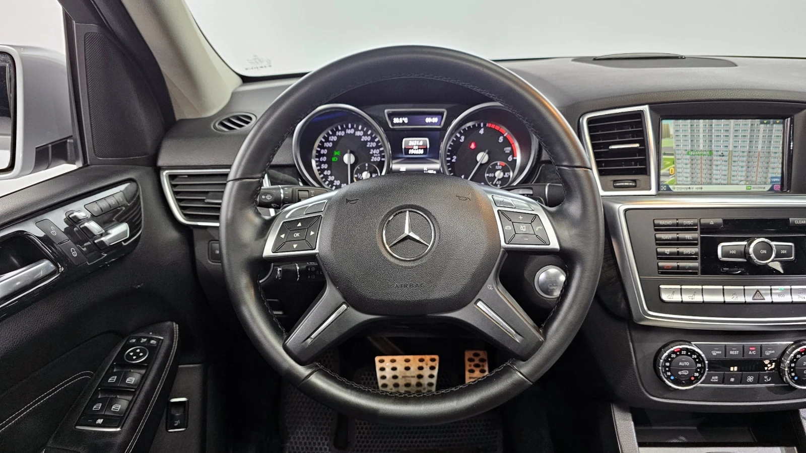 Mercedes-Benz ML 350 | АВТОФИНАНСИРАНЕ | ФИКСИРАНА ЦЕНА ДО БЪЛГАРИЯ, снимка 5 - Автомобили и джипове - 55287853