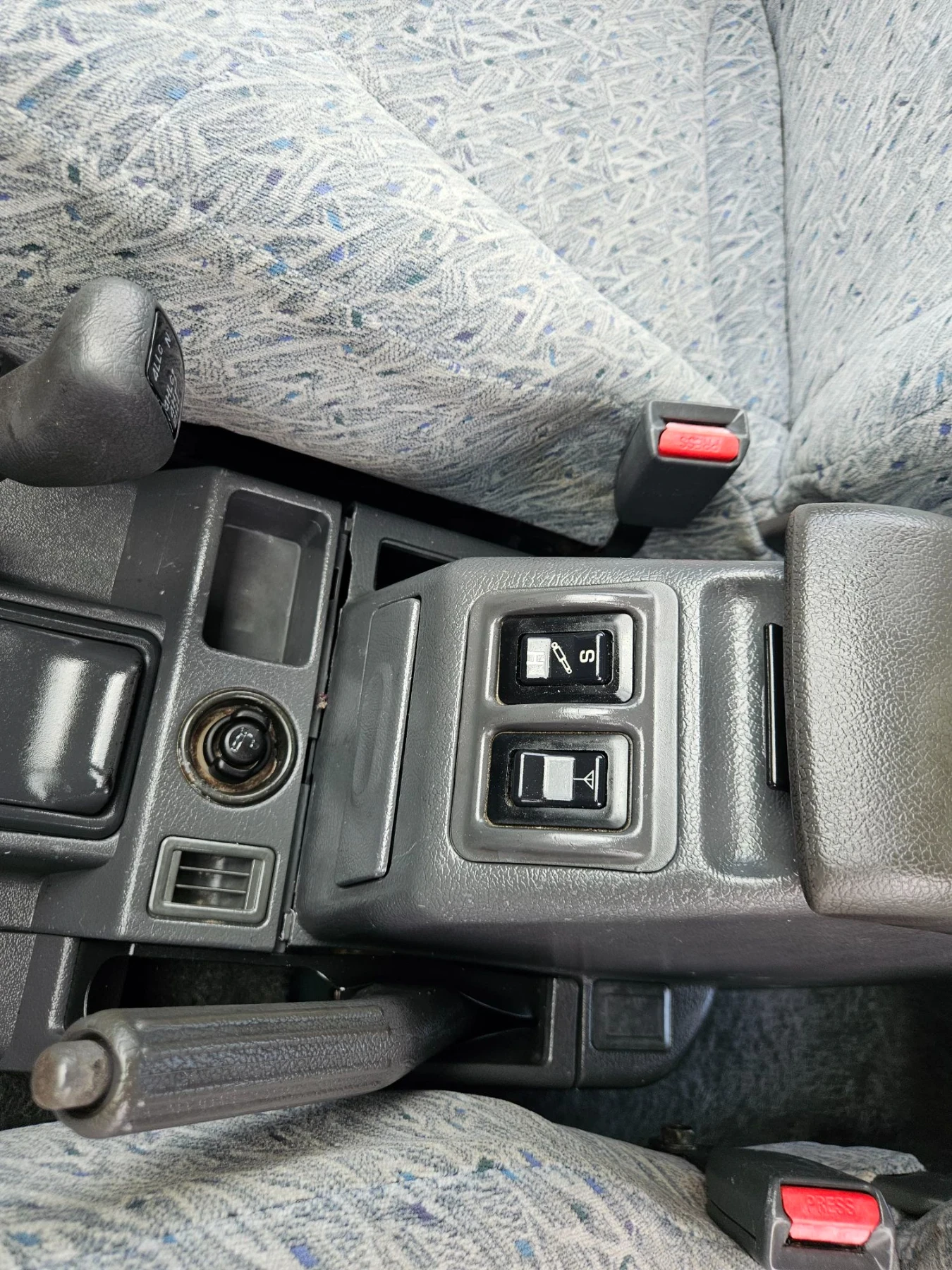 Mitsubishi Pajero 2.8 TDI  SUPER SELEKT, снимка 15 - Автомобили и джипове - 55581116